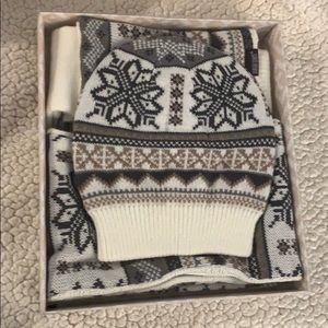 Muk Luks Reversible Accessories